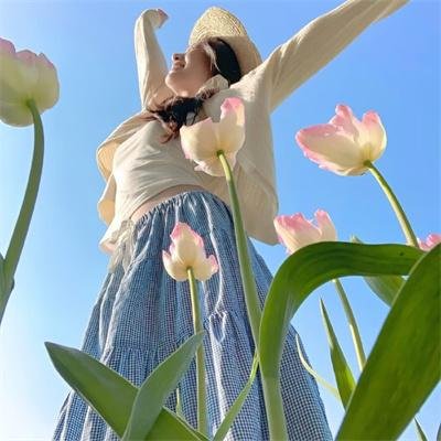 正是青春璀璨时